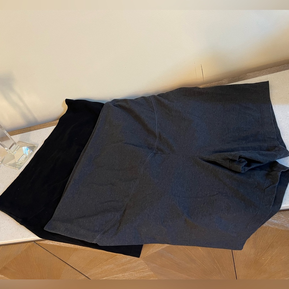NEW TWO PACK OLD NAVY MATERNITY SOFT BIKE SHORTS SIZE XL Black and Grey